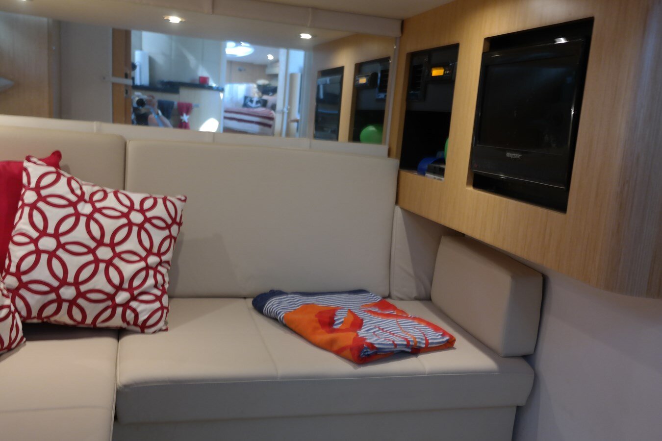 2011-four-winns-43-8-8fe4ca