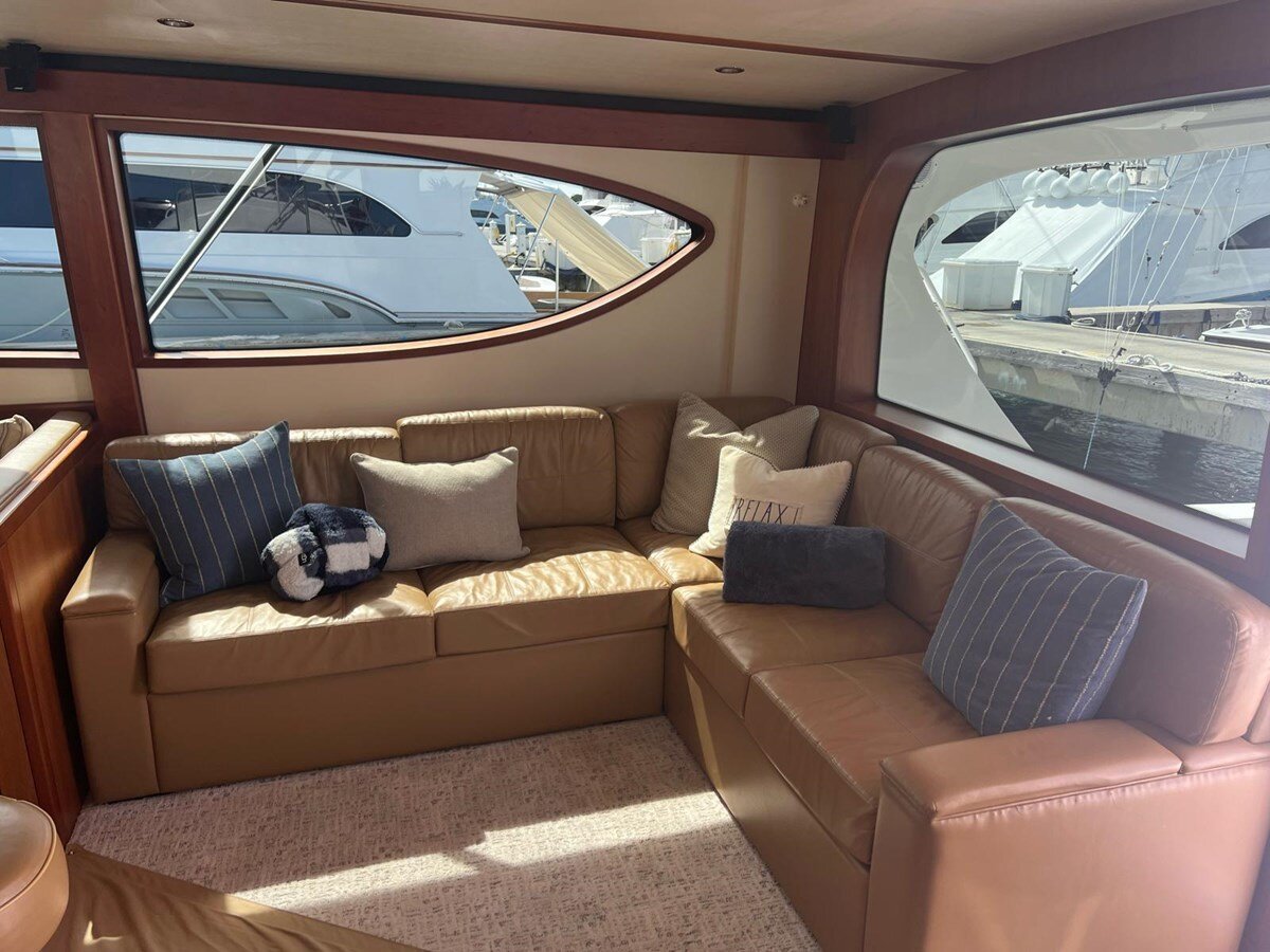 2011-hatteras-60-84f4ef