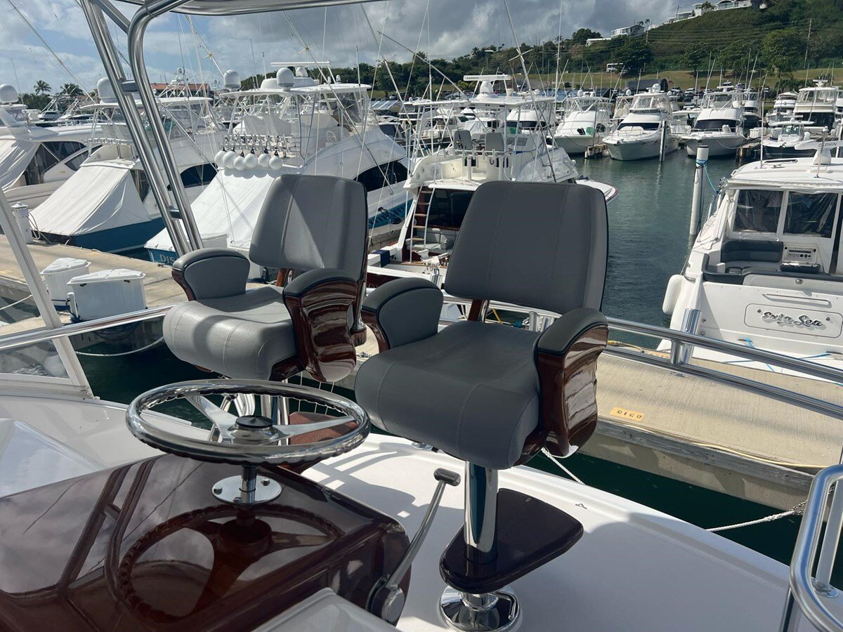 2011-hatteras-60-84f4ef