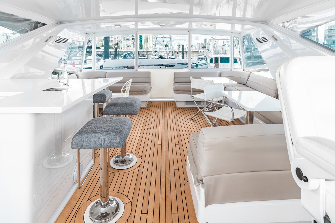 2011-hatteras-80-678f50