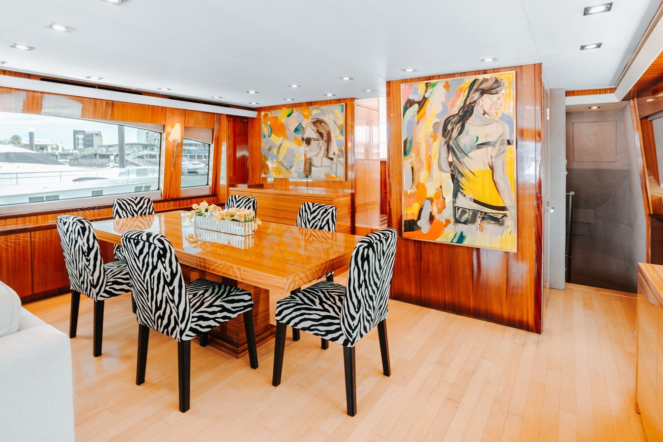 2011-hatteras-80-678f50