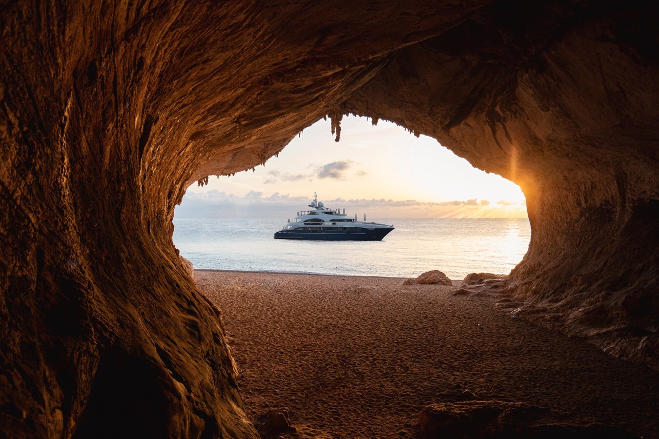 2011-heesen-yachts-180-6-10021f