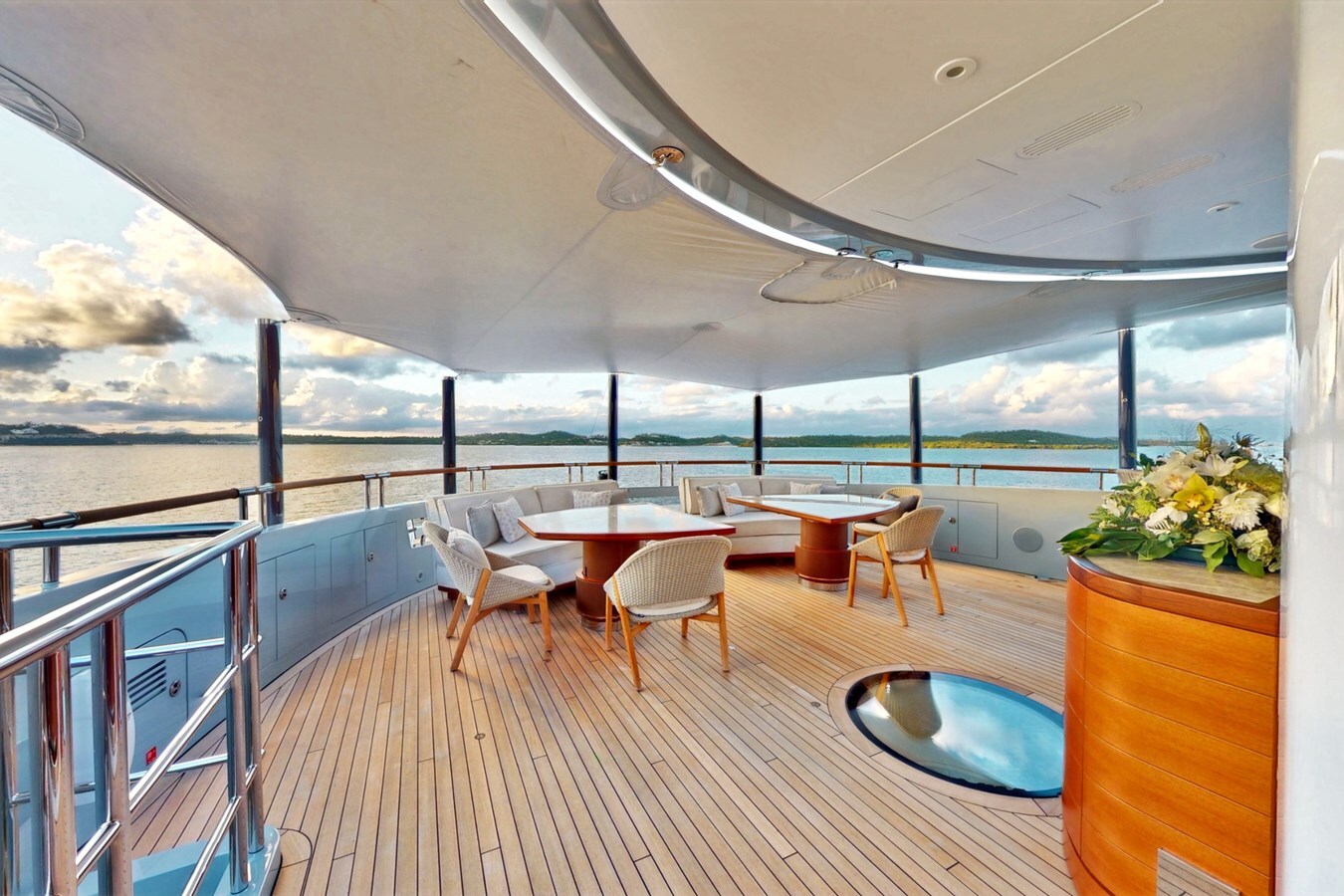 2011-heesen-yachts-180-6-10021f