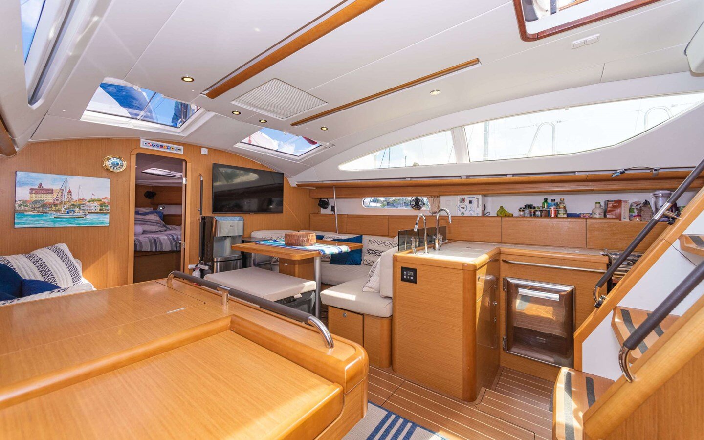 2011 JEANNEAU 50'