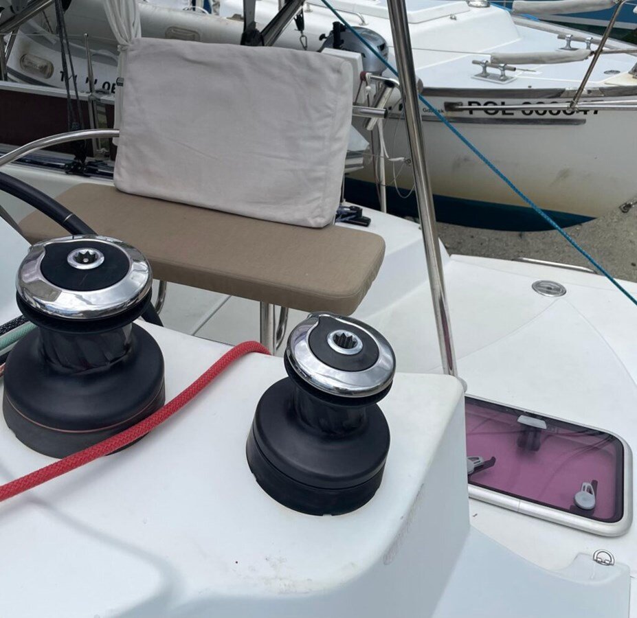 2011-lagoon-38-952225