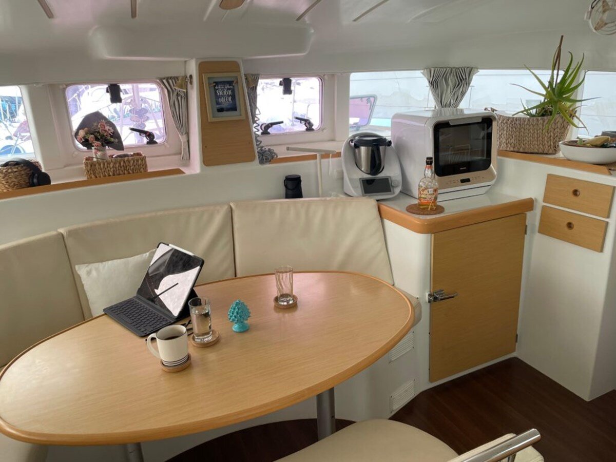 2011-lagoon-38-952225