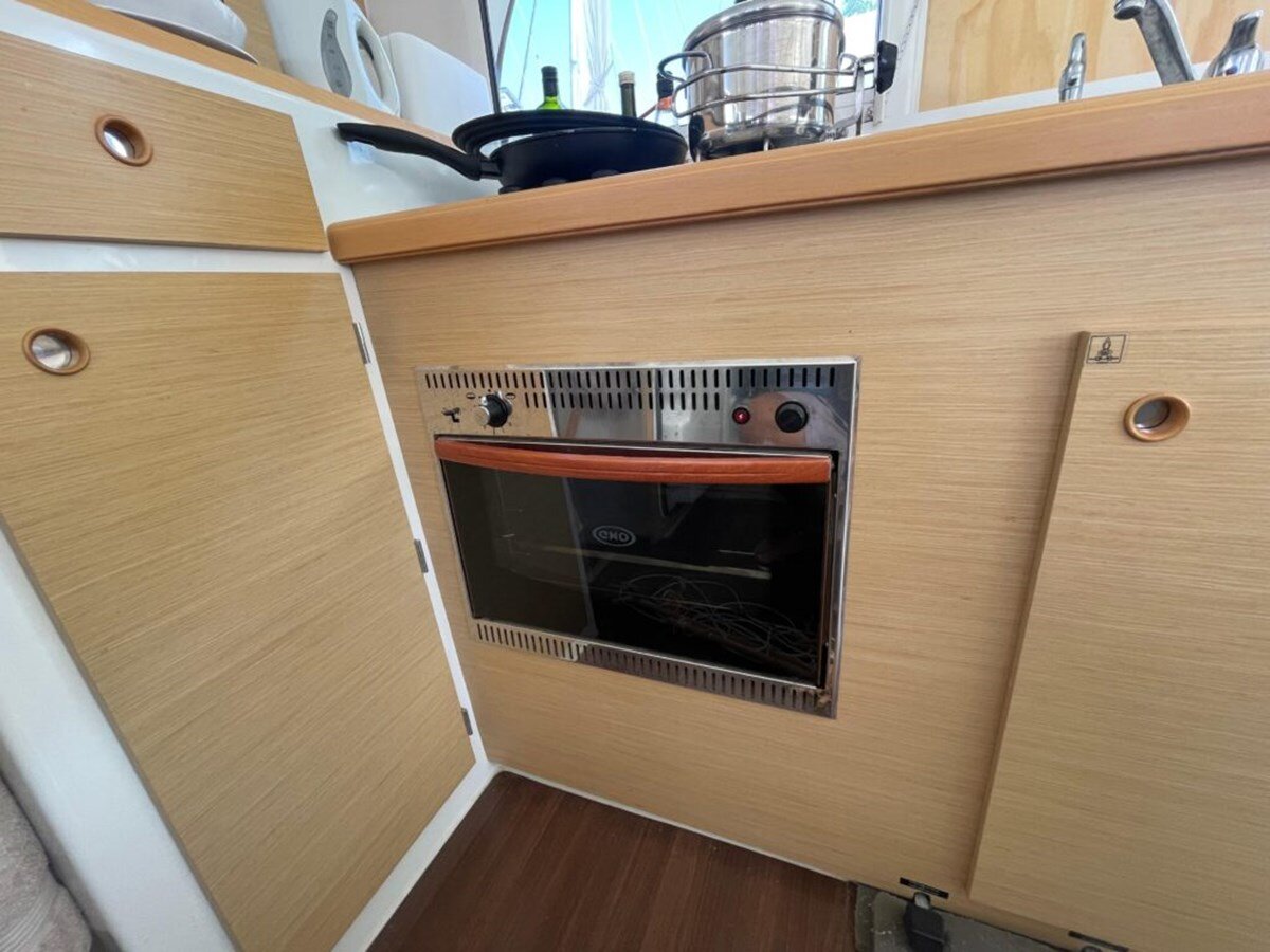 2011-lagoon-38-952225