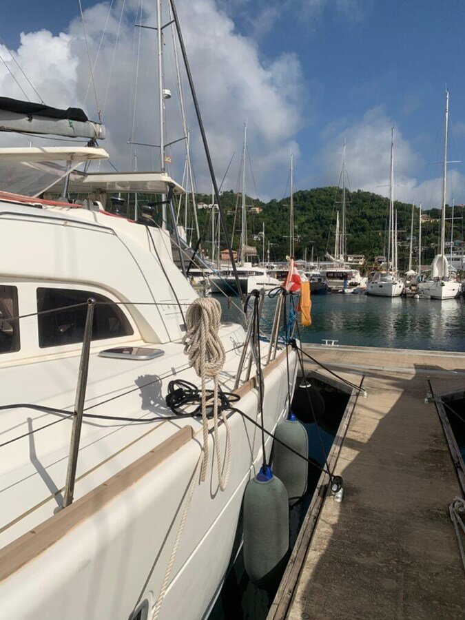 2011-lagoon-38-952225