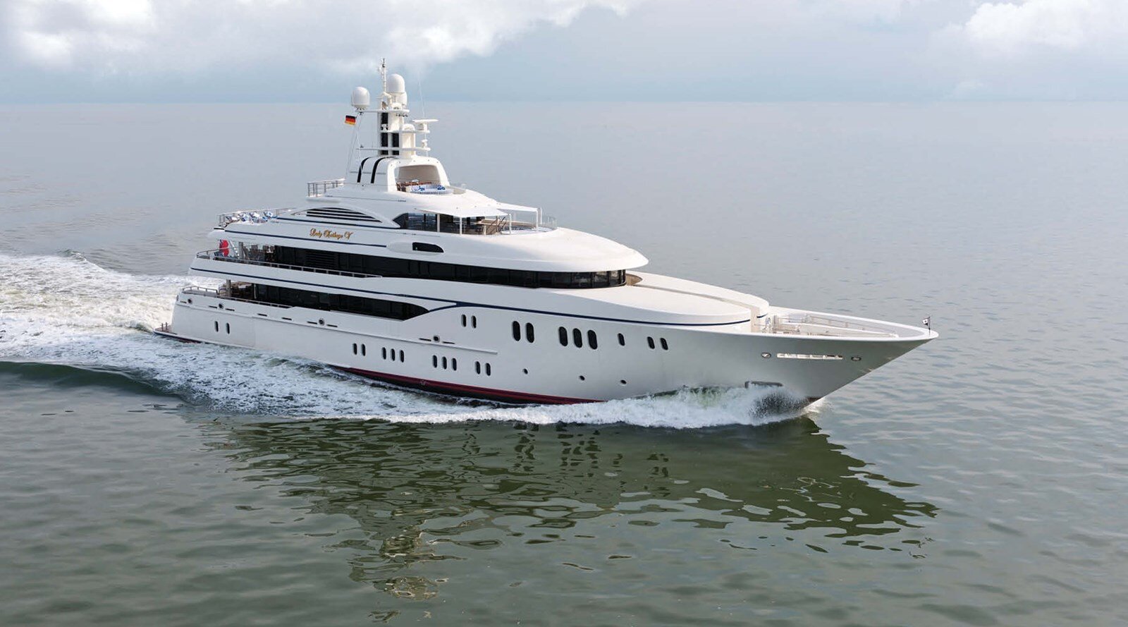 2011 LURSSEN 200' 2