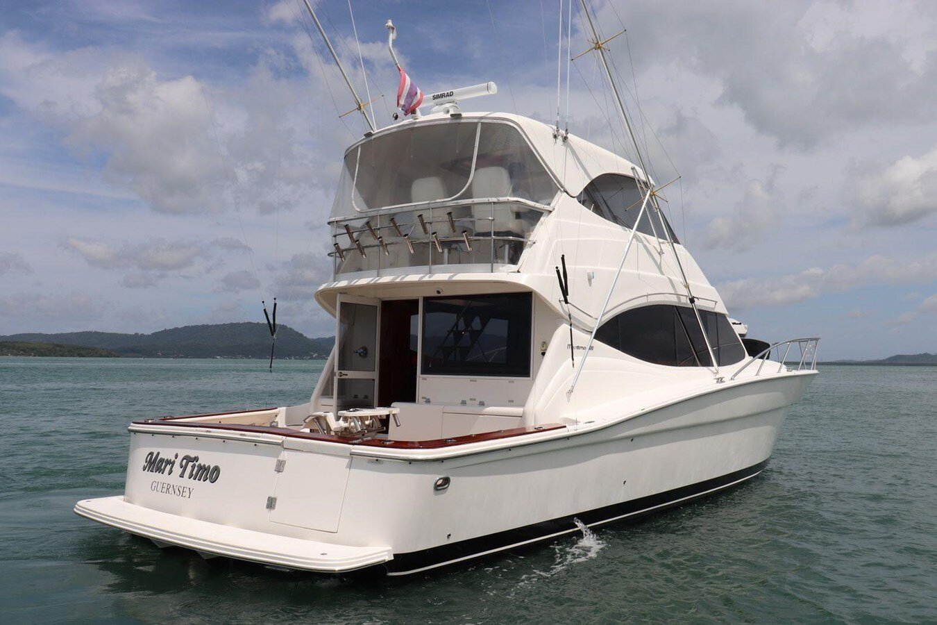 2011-maritimo-54-e07b49