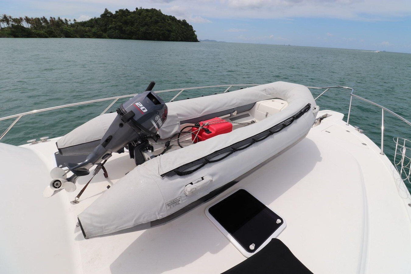 2011-maritimo-54-e07b49