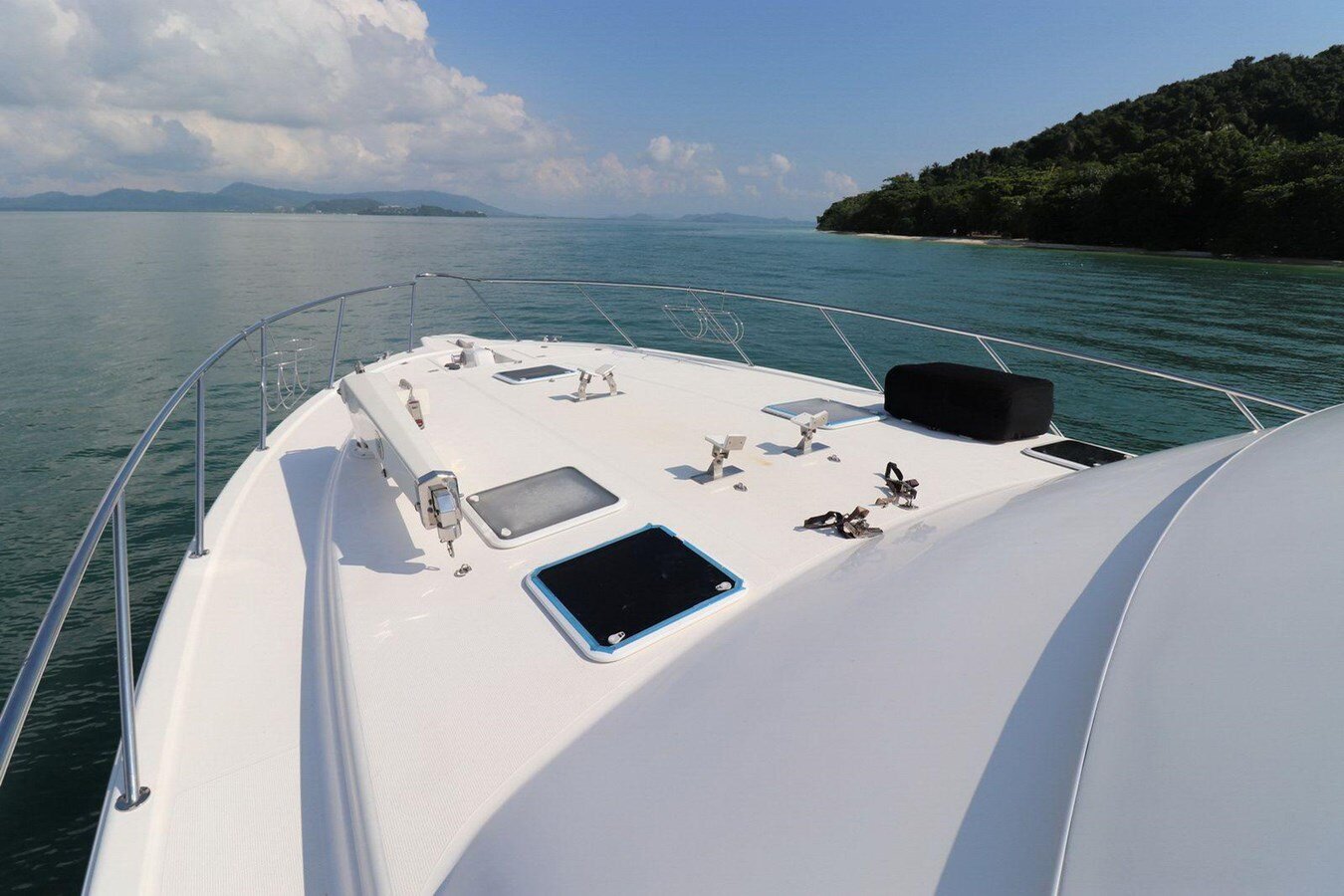 2011-maritimo-54-e07b49