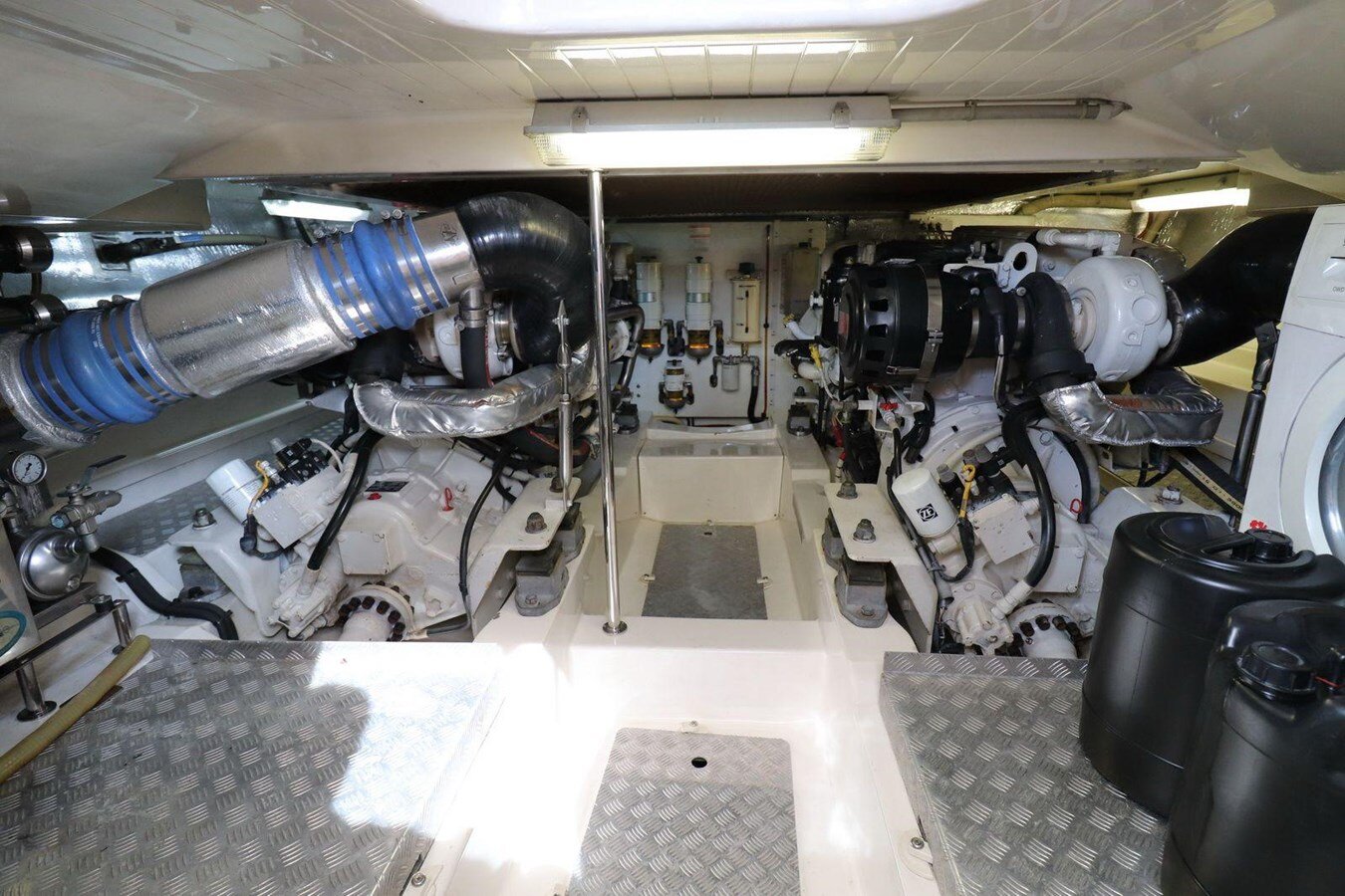 2011-maritimo-54-e07b49