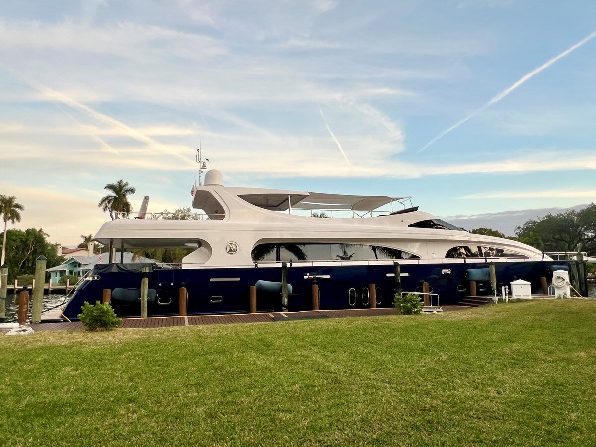 2011-mengi-yay-115-210b05