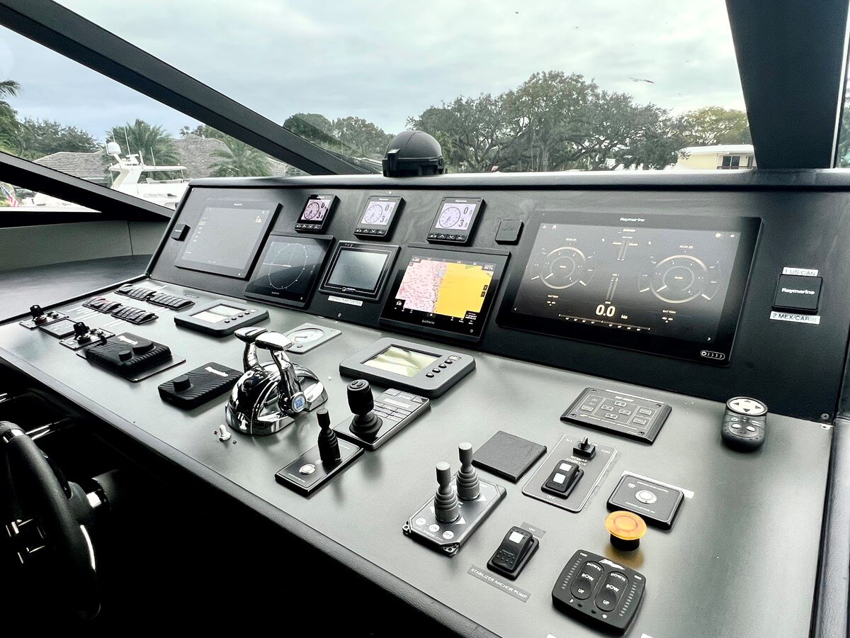 2011-mengi-yay-115-210b05