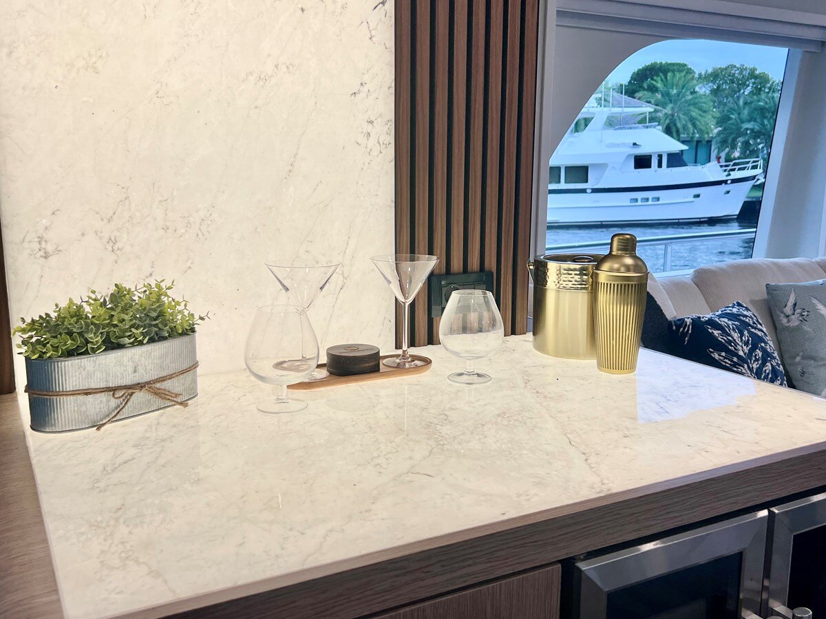 2011-mengi-yay-115-210b05