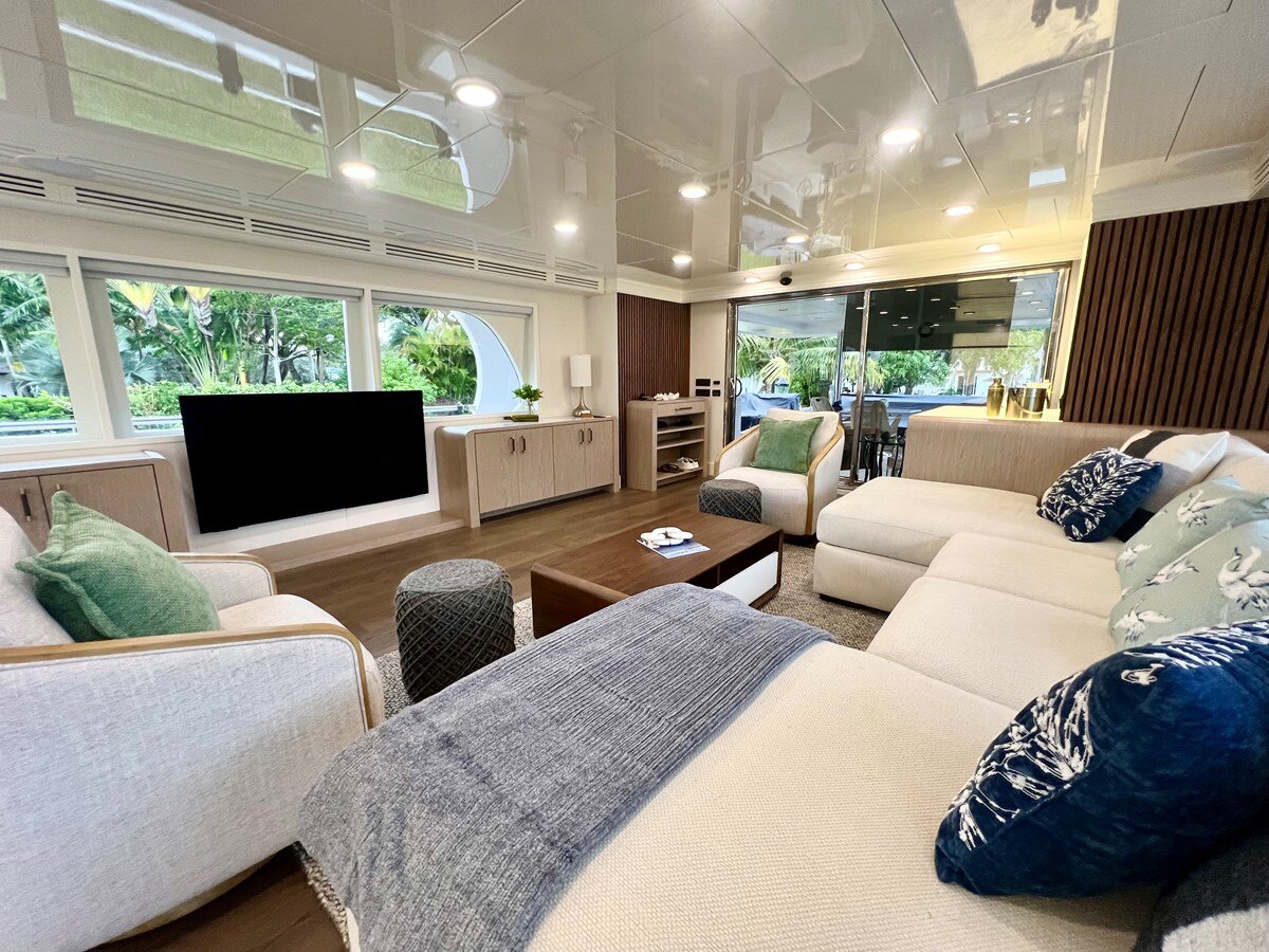 2011-mengi-yay-115-210b05