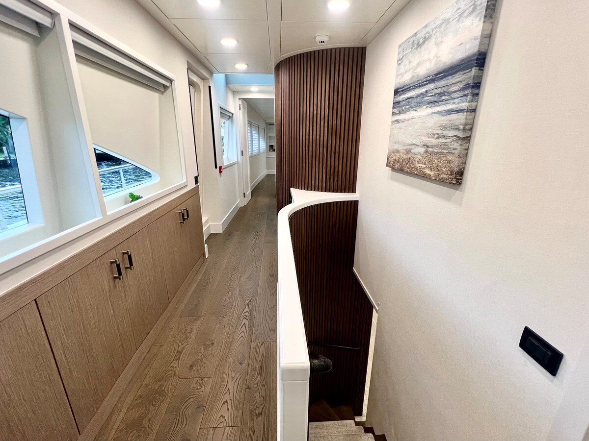 2011-mengi-yay-115-210b05