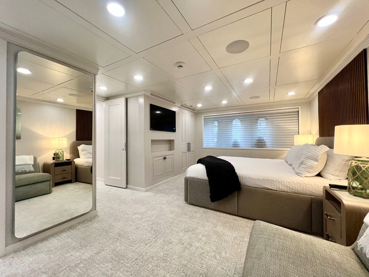 2011-mengi-yay-115-210b05