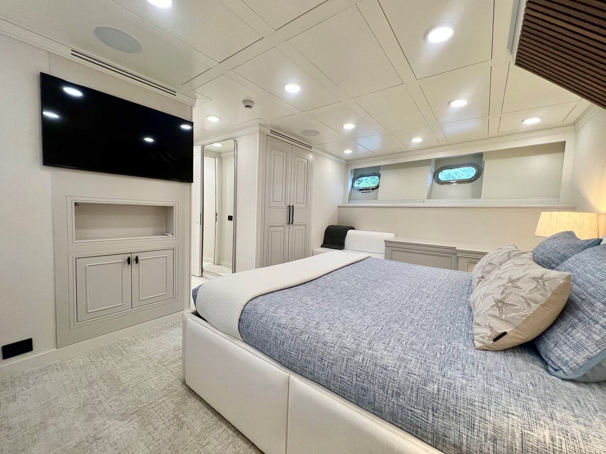 2011-mengi-yay-115-210b05