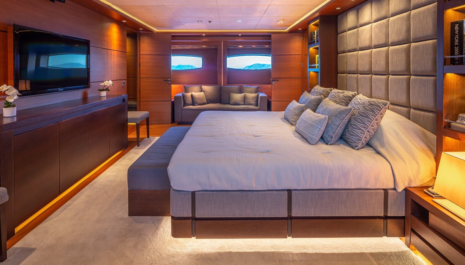 2011 MONDOMARINE 164' 9