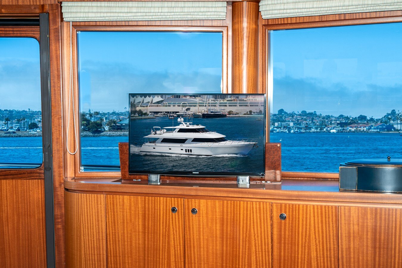 2011-ocean-alexander-92-3e0c95