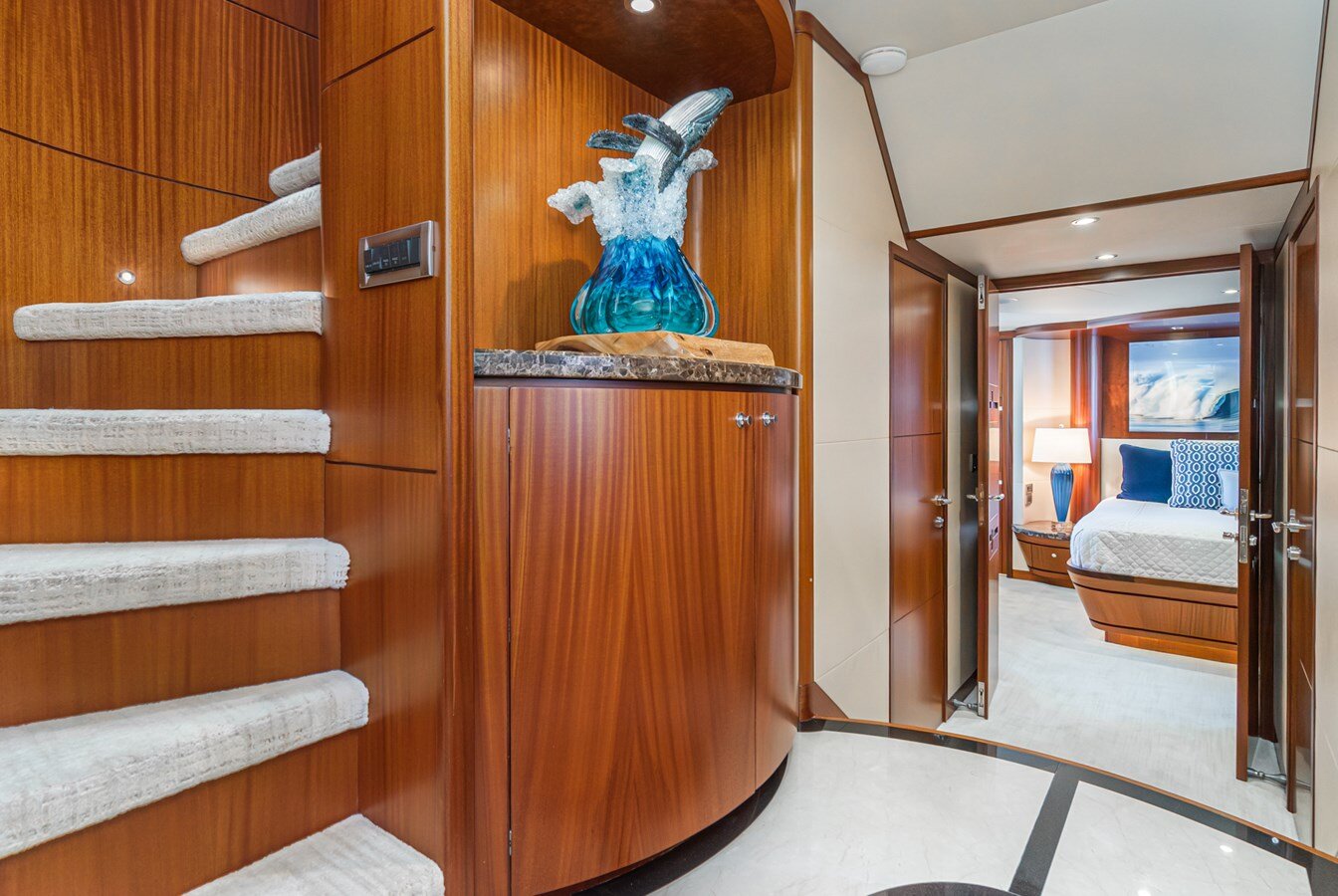 2011-ocean-alexander-92-3e0c95