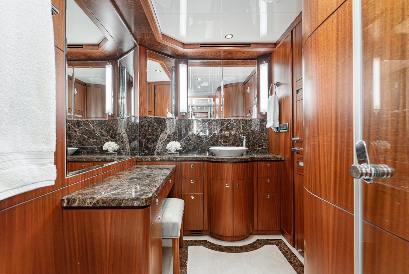 2011-ocean-alexander-92-3e0c95