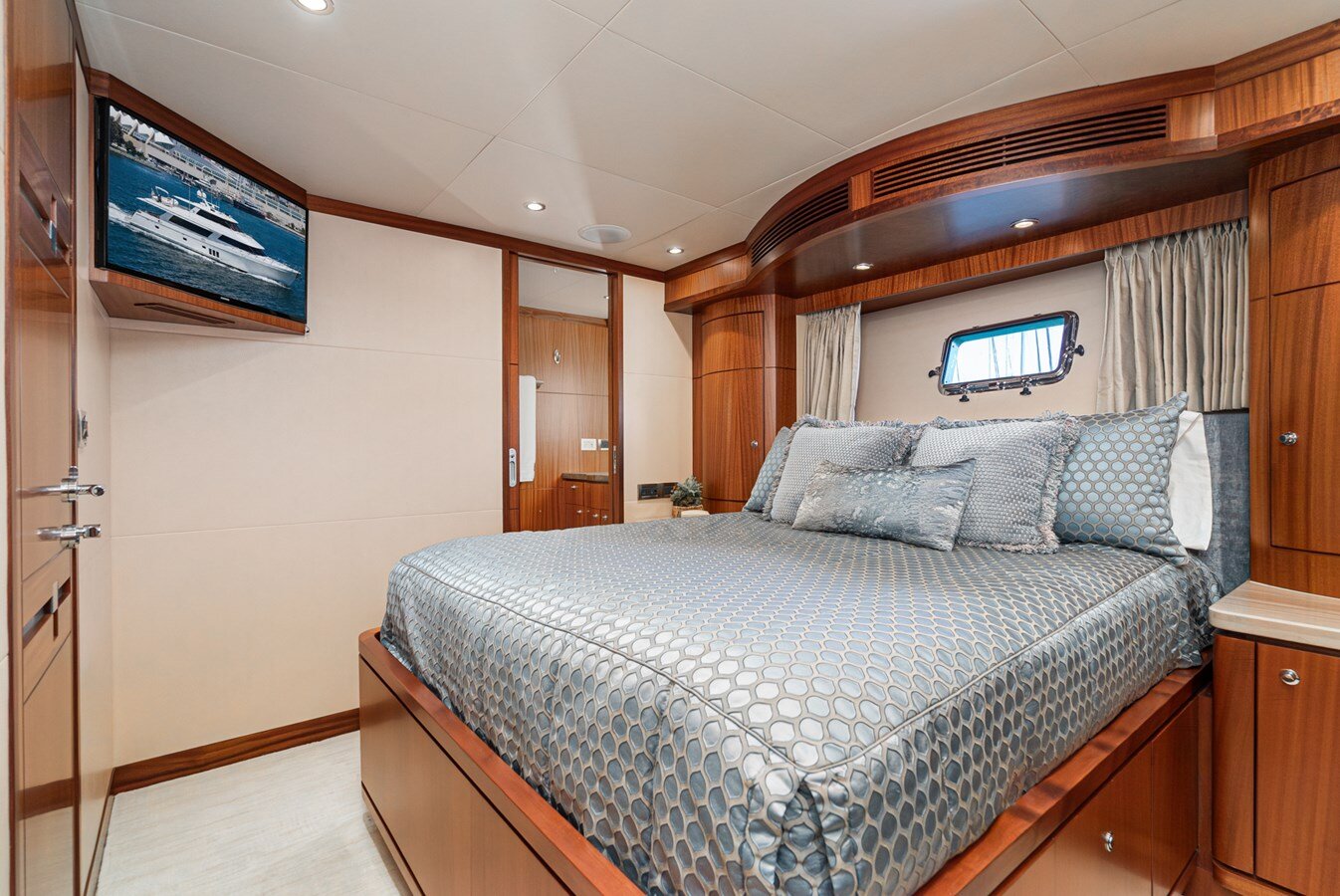 2011-ocean-alexander-92-3e0c95