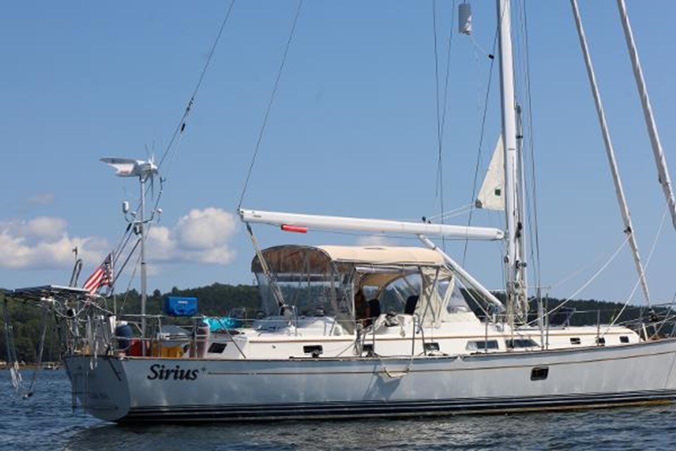 2011-passport-yachts-47-022035