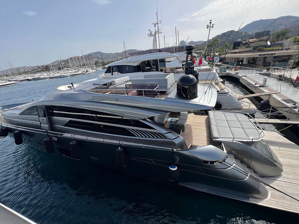 2011-pershing-91-9-80f97a