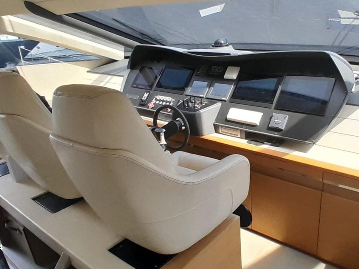 2011-pershing-91-9-80f97a