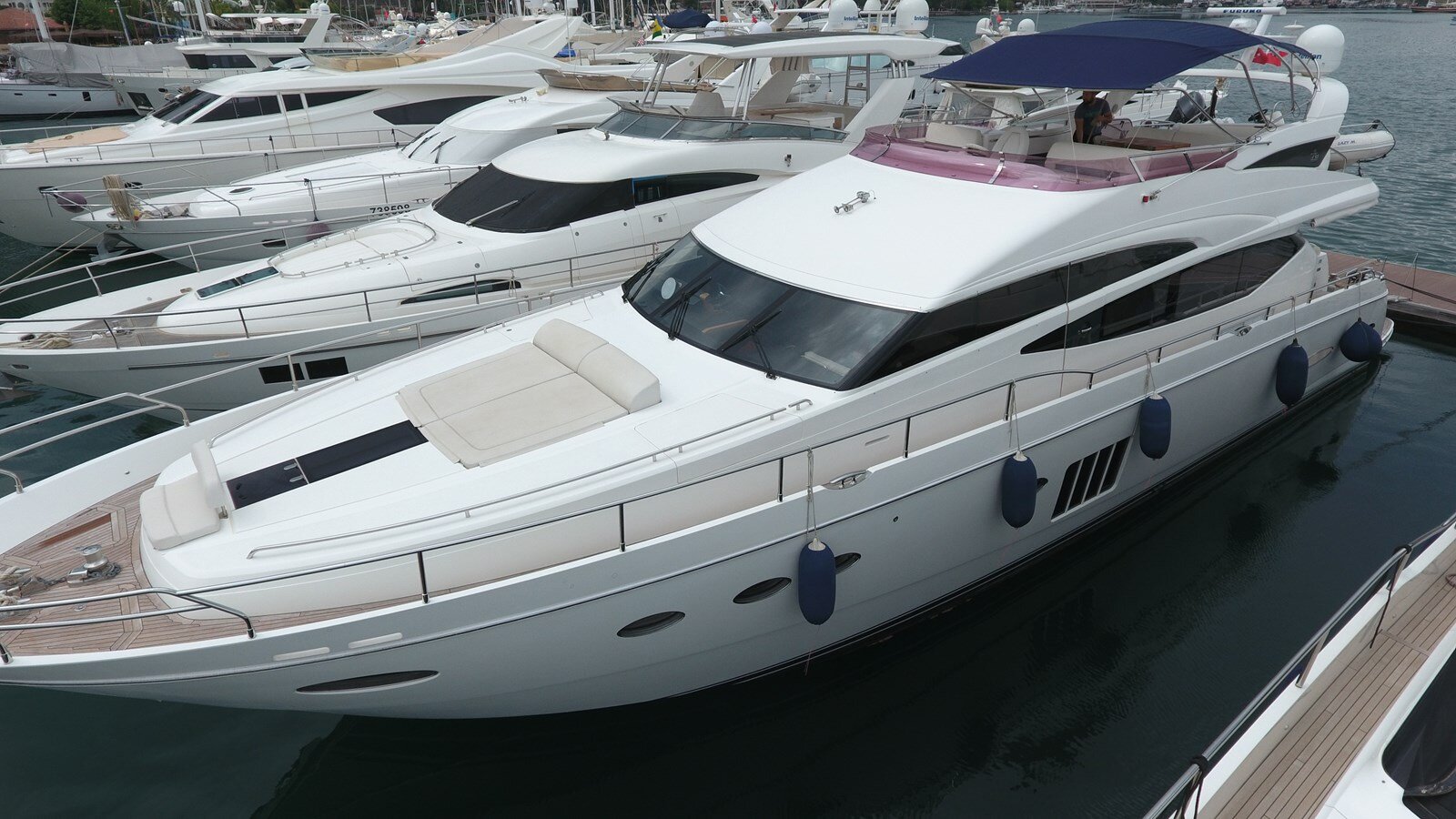 2011-princess-yachts-79-1-808638