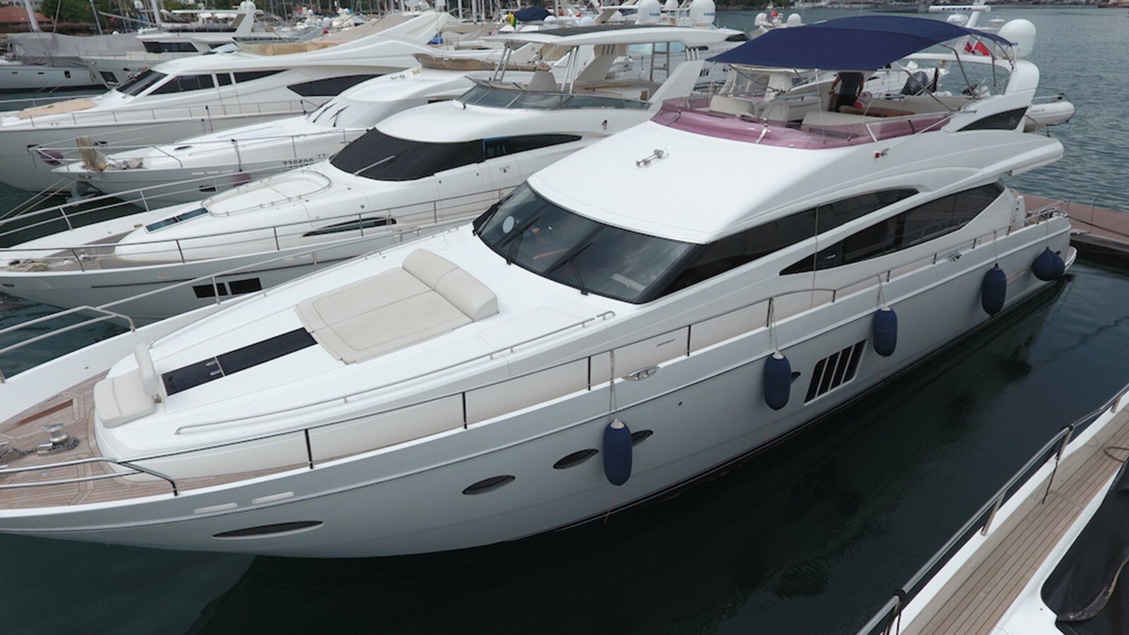 2011-princess-yachts-79-1-808638