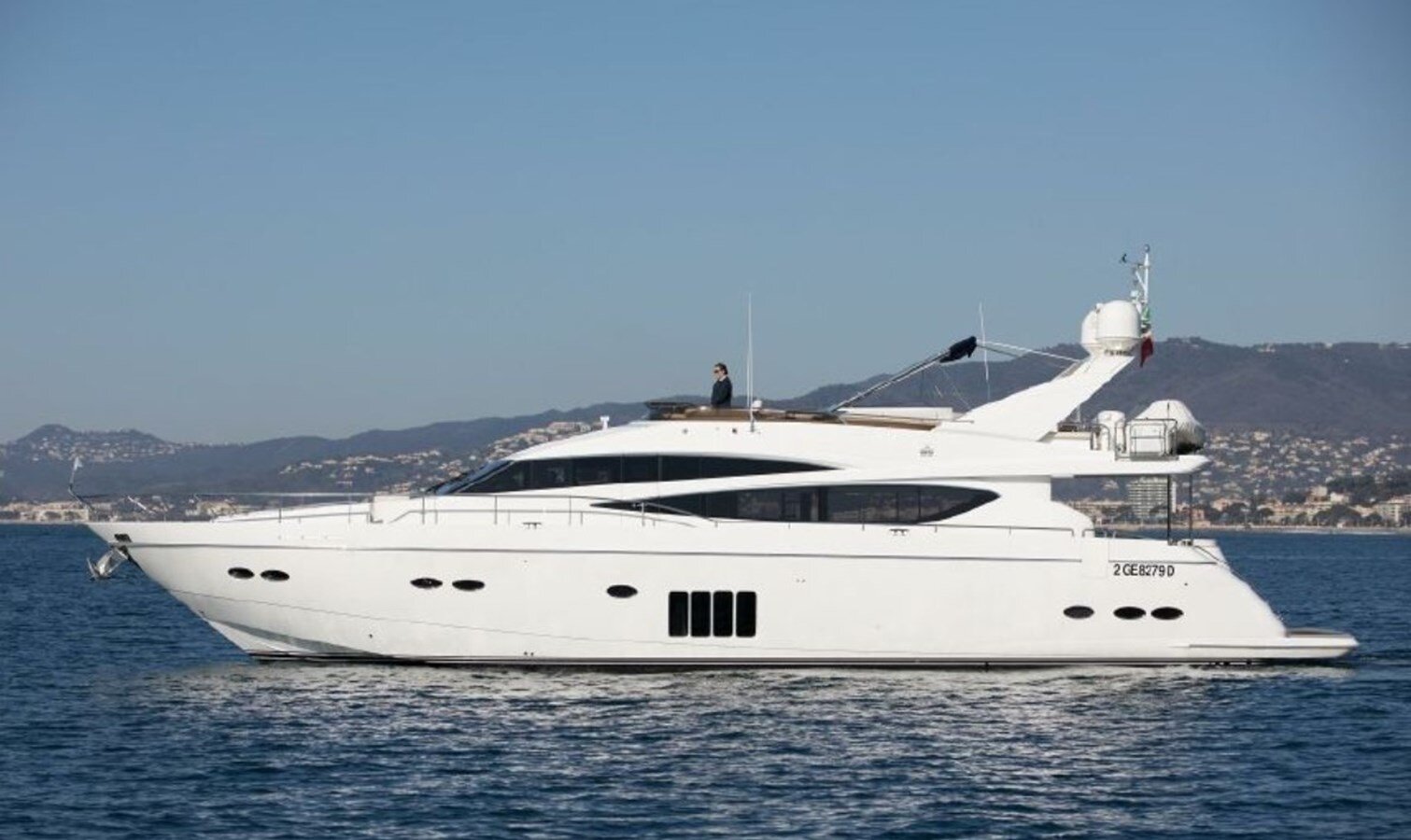 2011-princess-yachts-85-1-a6102b