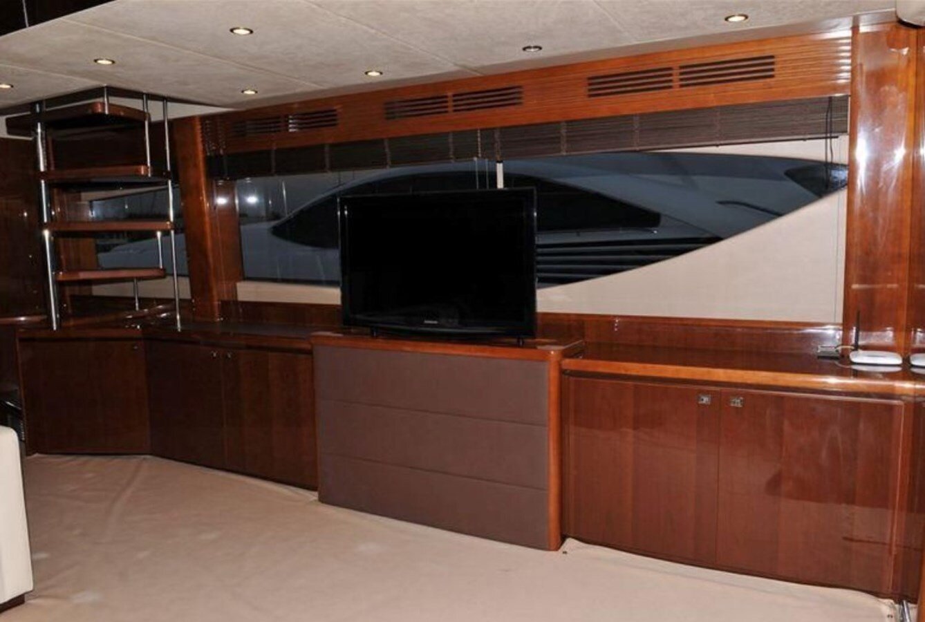 2011-princess-yachts-85-1-a6102b