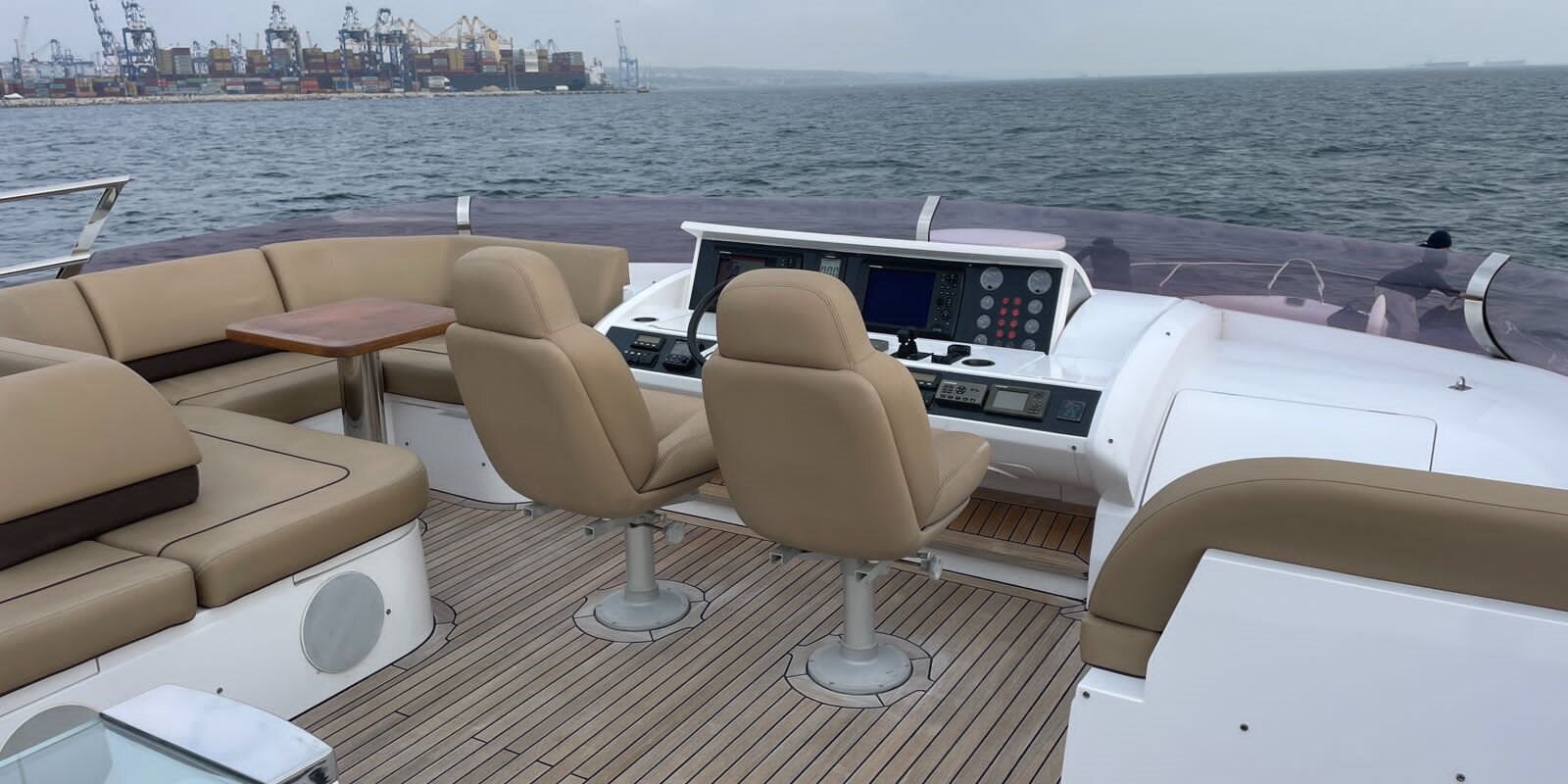 2011-princess-yachts-85-1-fc9450