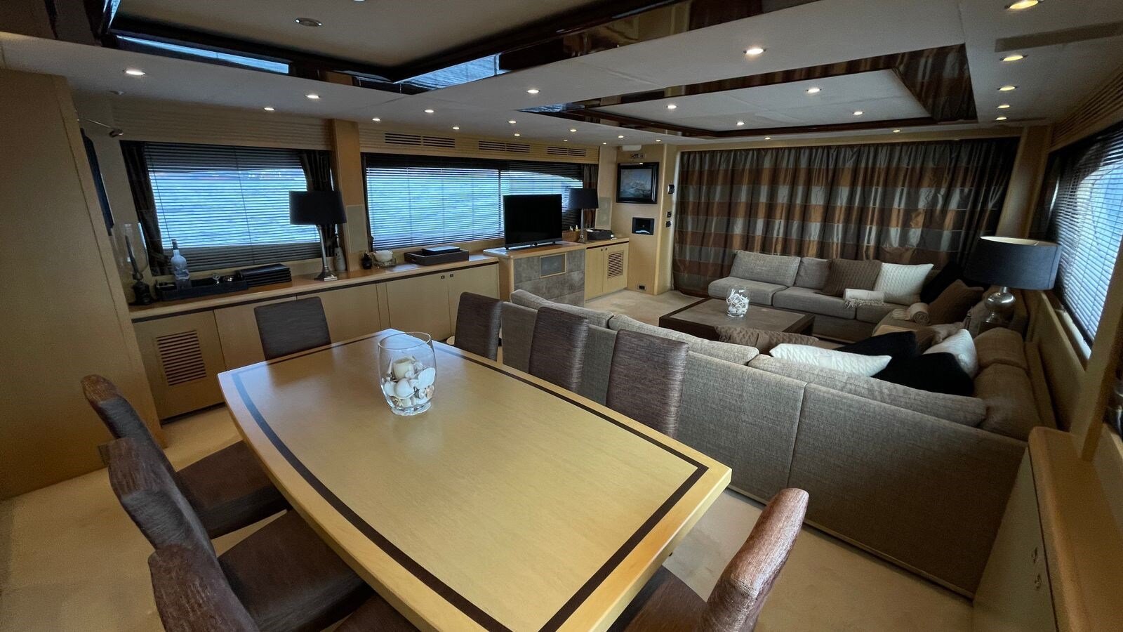 2011-princess-yachts-85-1-fc9450