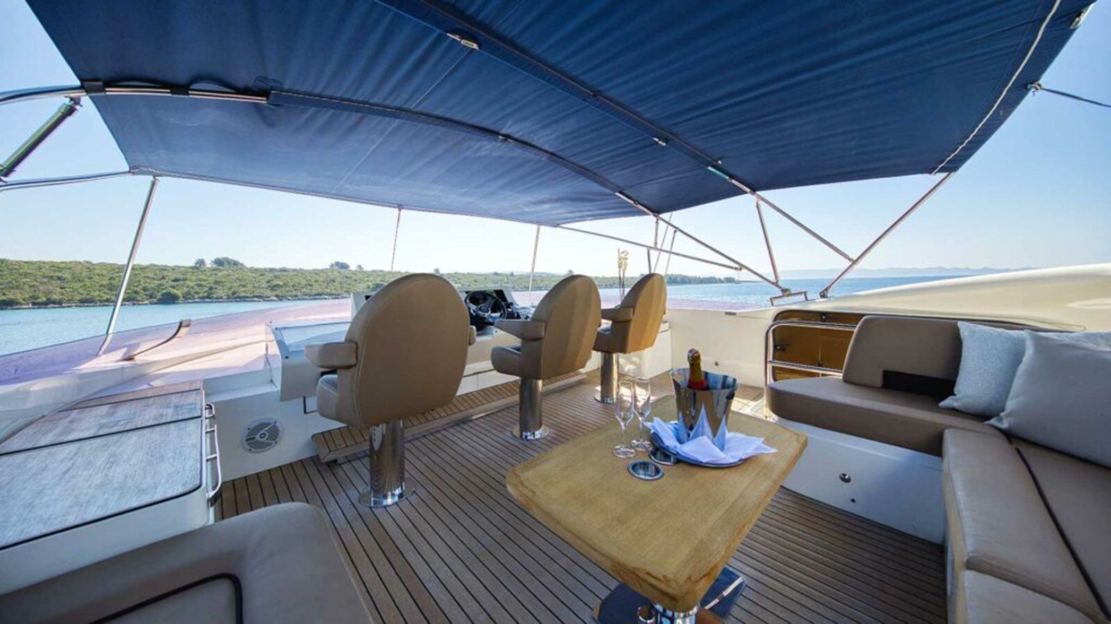 2011 PRINCESS YACHTS 85'