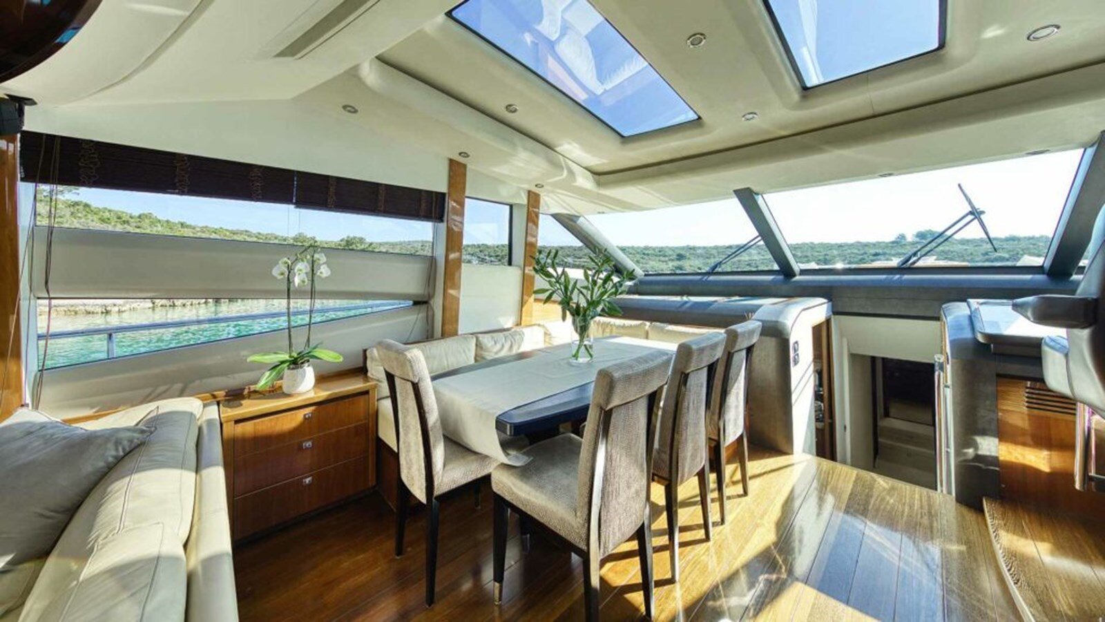 2011 PRINCESS YACHTS 85'