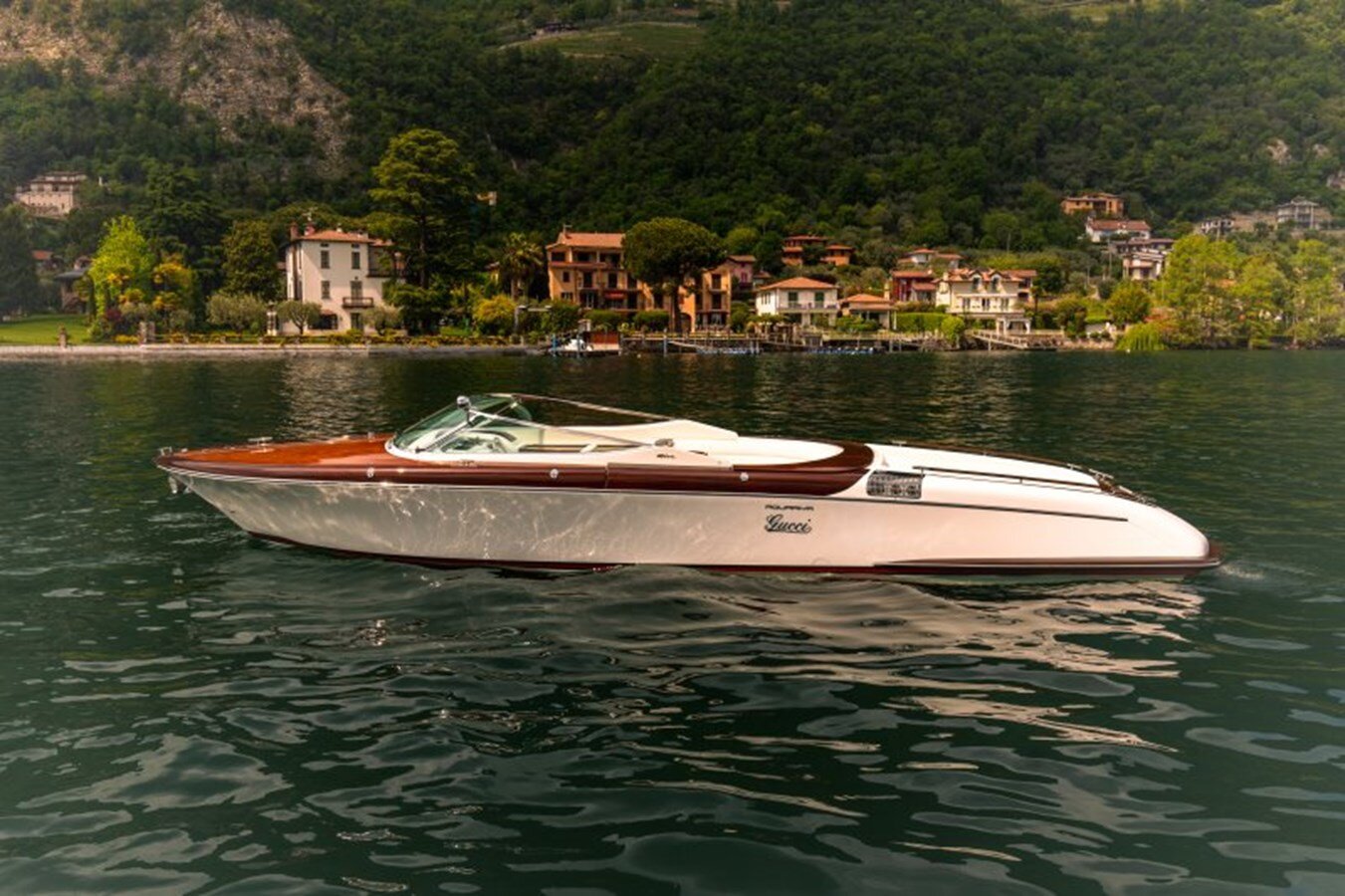 2011-riva-33-1-889c7b