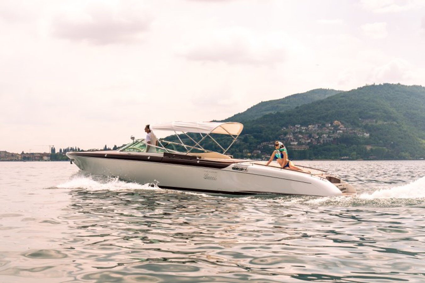 2011-riva-33-1-889c7b