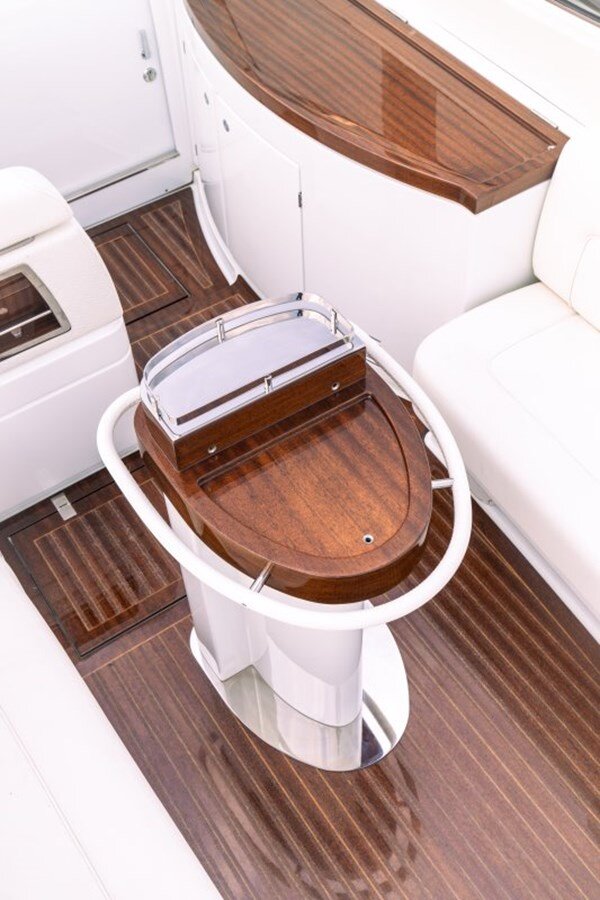 2011-riva-33-1-889c7b