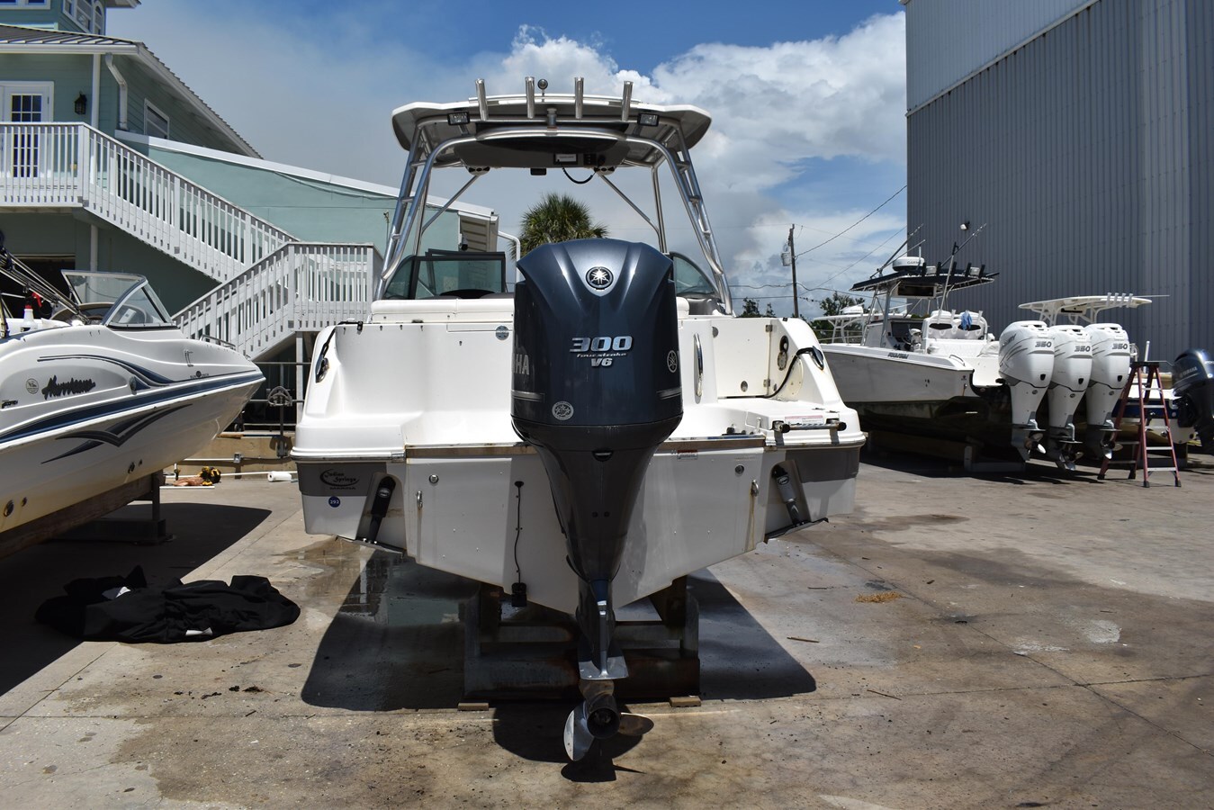 2011-robalo-24-d8bb62