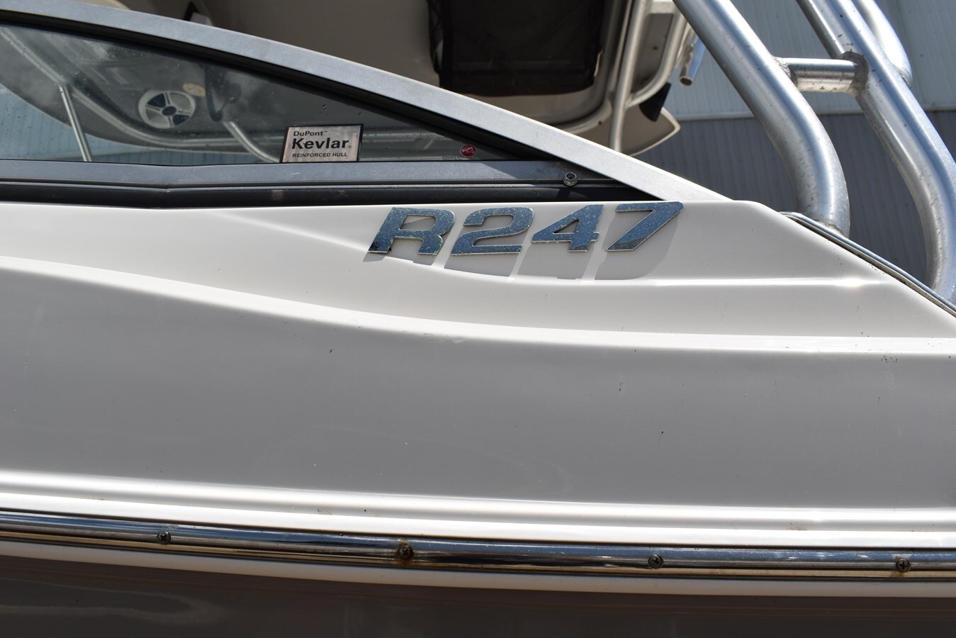 2011-robalo-24-d8bb62