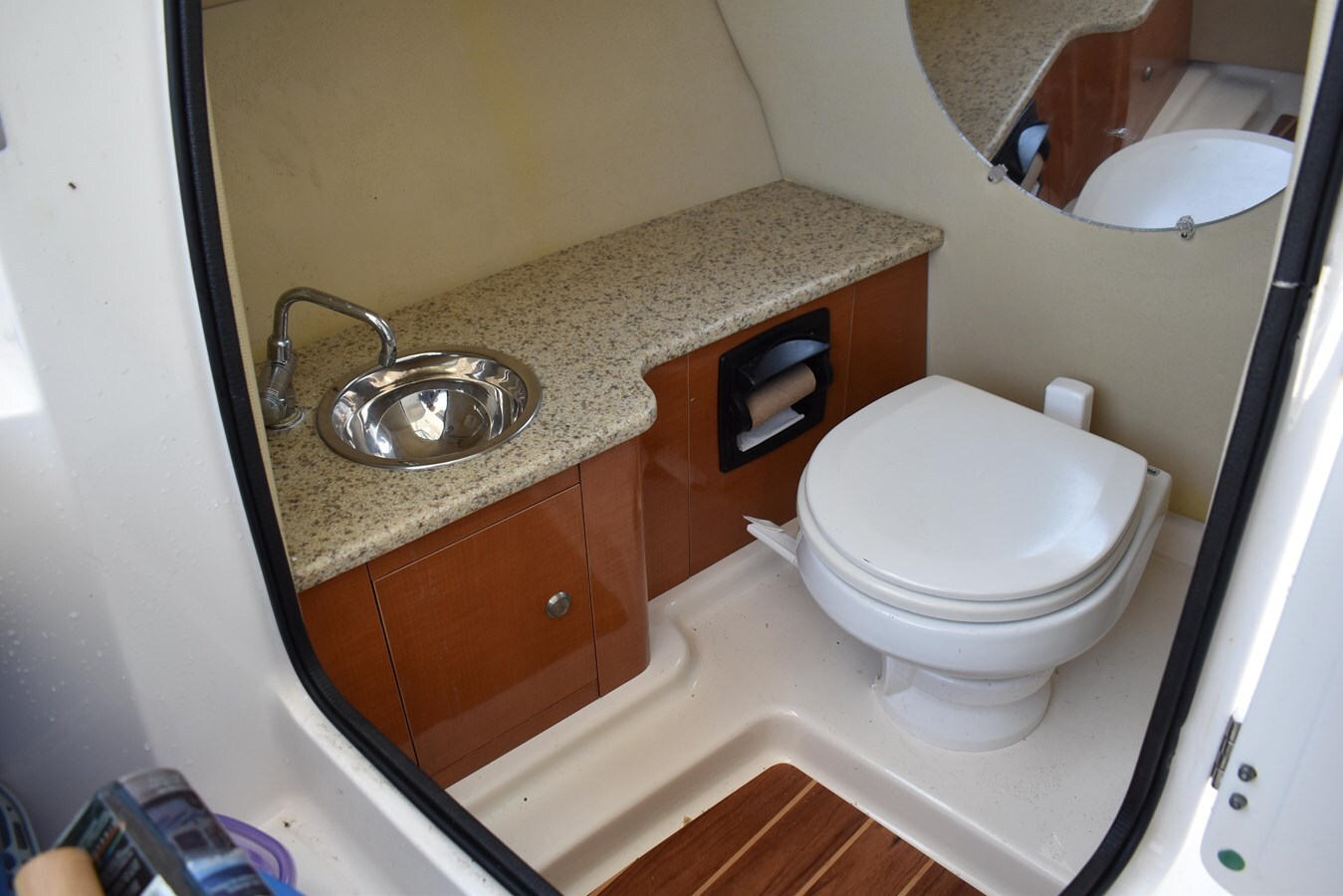 2011-robalo-24-d8bb62