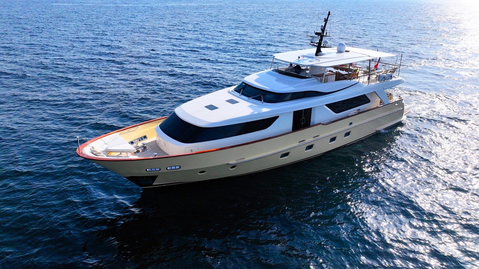 2011-sanlorenzo-90-7-d5d344