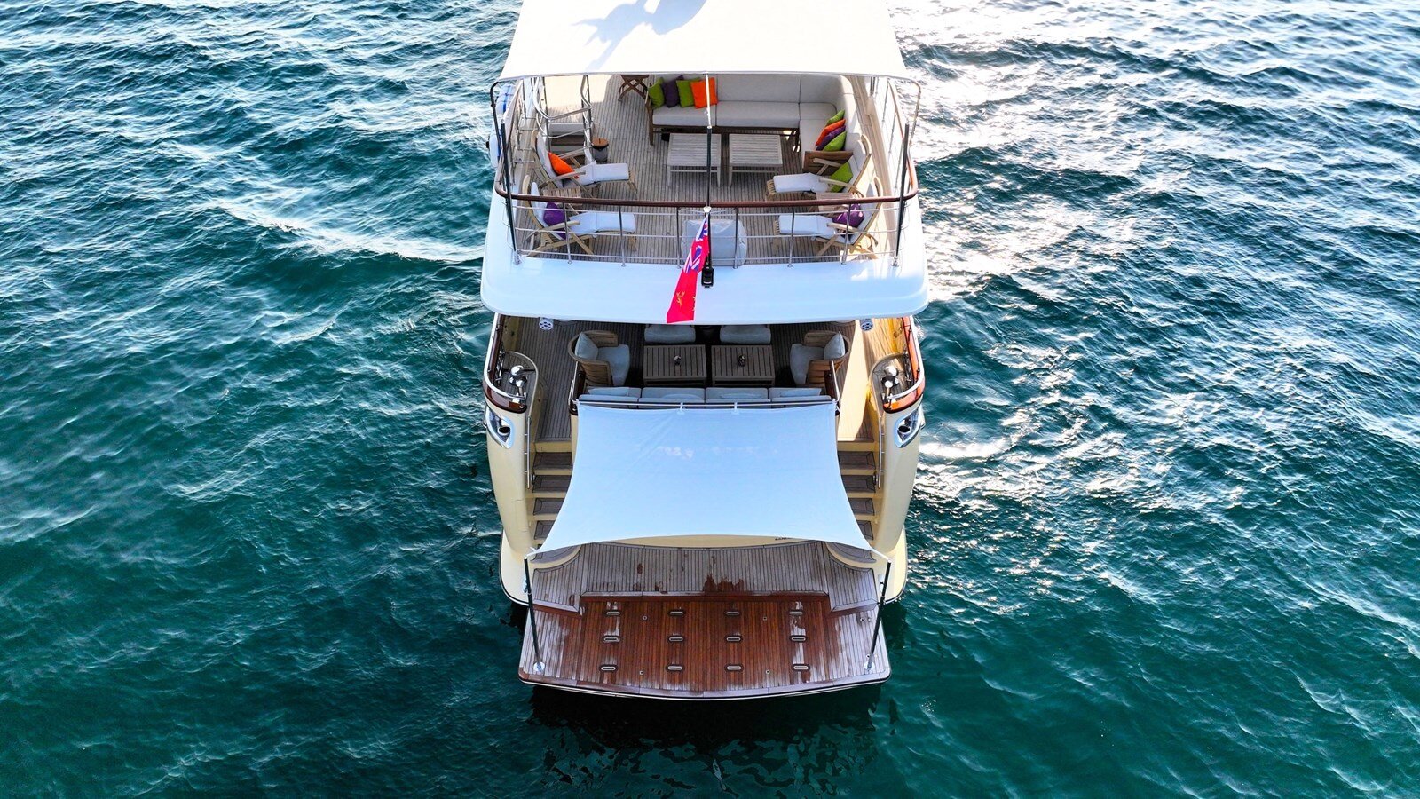 2011-sanlorenzo-90-7-d5d344