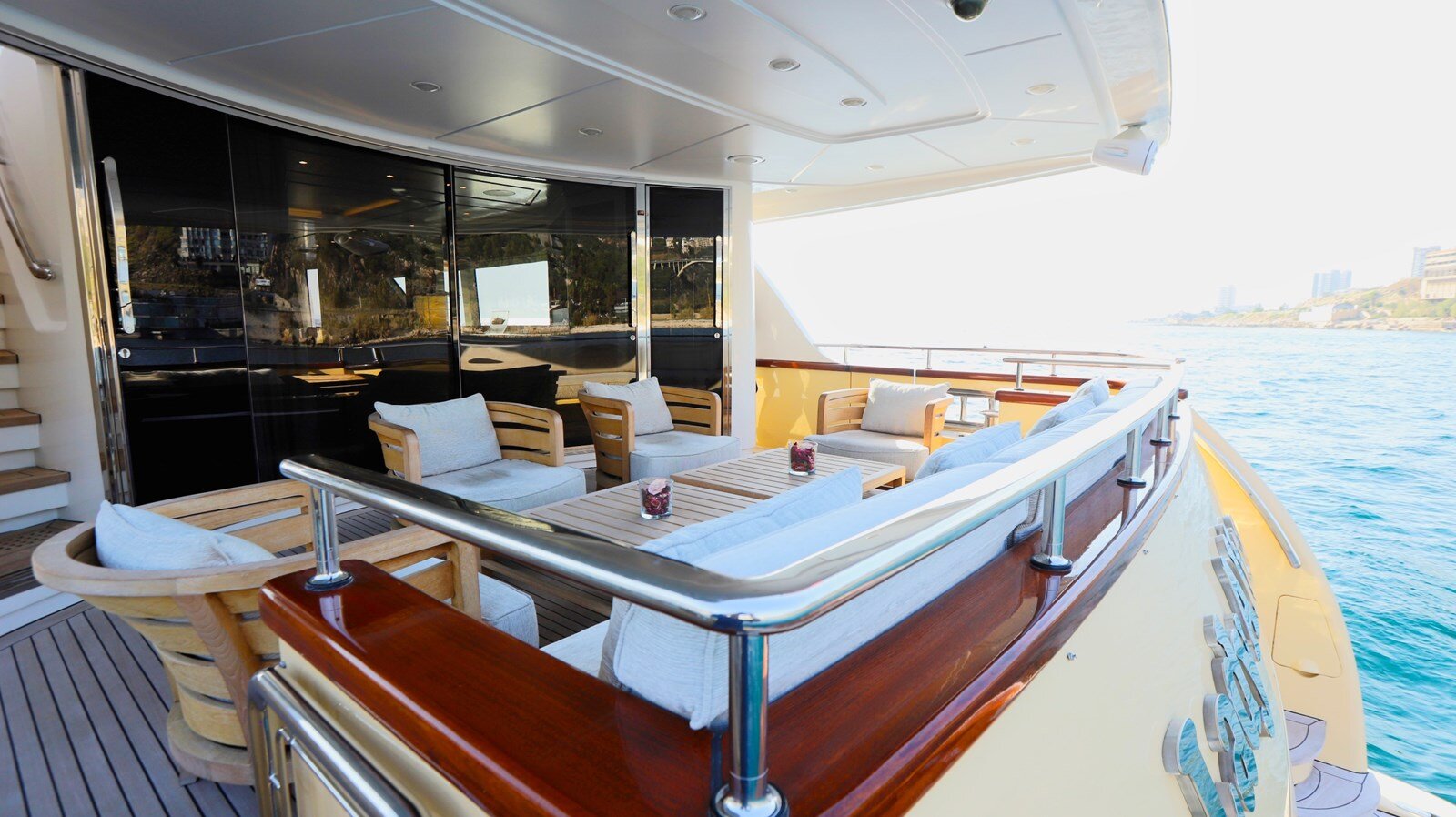 2011-sanlorenzo-90-7-d5d344