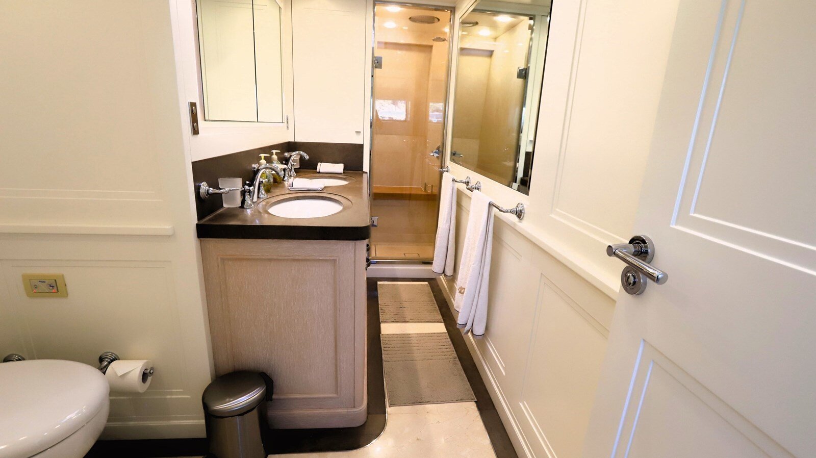 2011-sanlorenzo-90-7-d5d344